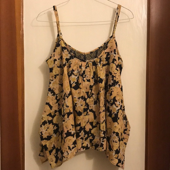 Volcom top - Picture 2 of 2